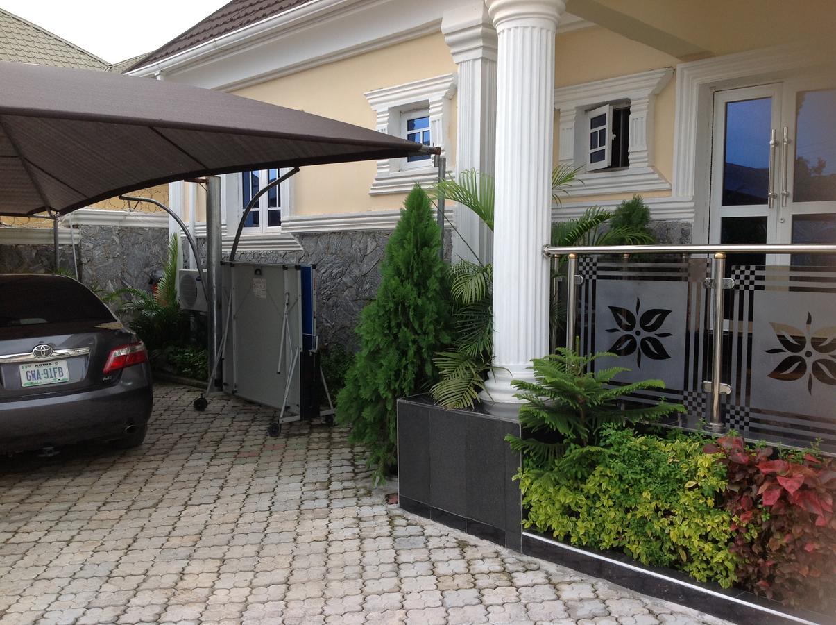 Blue View Hotel And Apartments Abuja Esterno foto