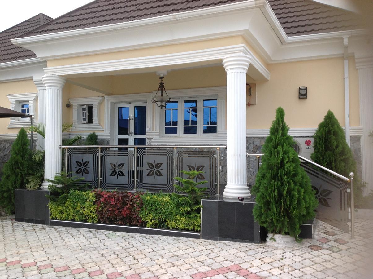 Blue View Hotel And Apartments Abuja Esterno foto